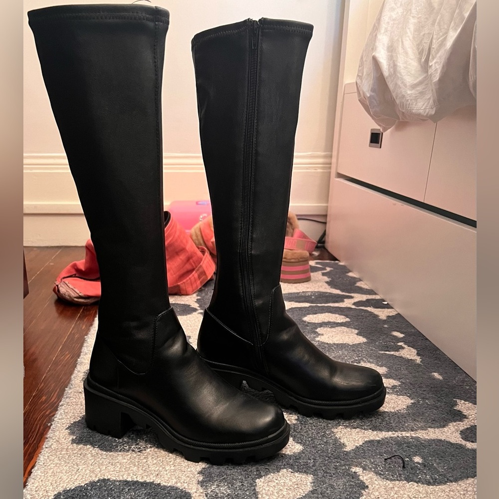 Black boots